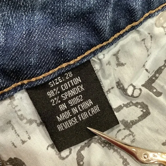 Standards & Practices Ripped Straight Leg Jeans Medium Wash Distressed Crinkle - Picture 13 of 16